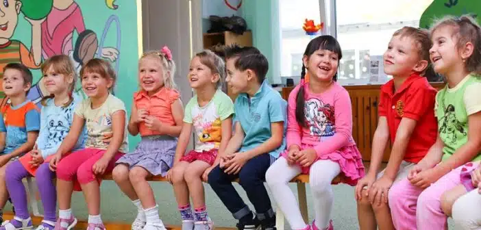Comment organiser un voyage scolaire réussi et enrichissant