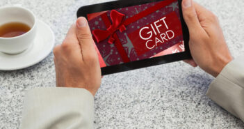 Offrez du divertissement avec une carte cadeau streaming : le choix malin pour faire plaisir