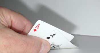 Comment apprendre les basiques du poker